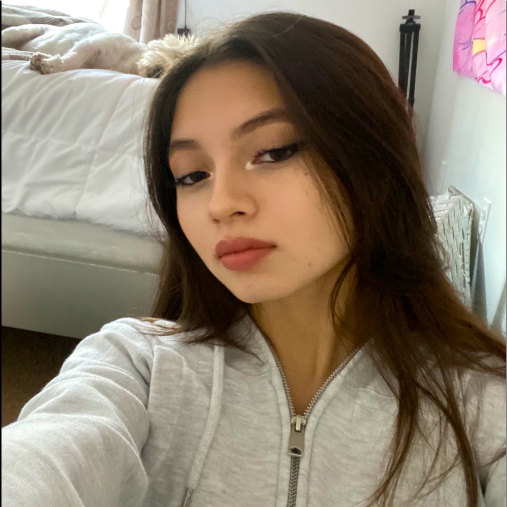 Meet your Posher, Melanie